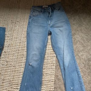 Abercrombie & Fitch cropped jeans